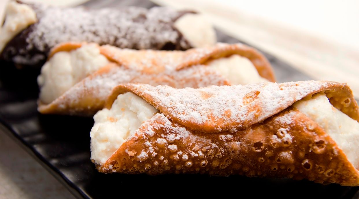 Cannolo Siciliano Factory