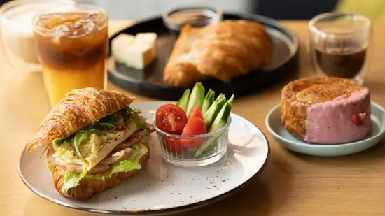 KRUASANNA / КРУАСАННА