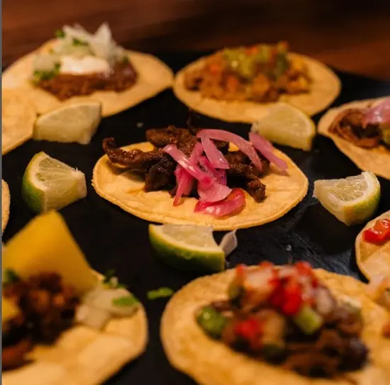 TAKOS & Mexican Food