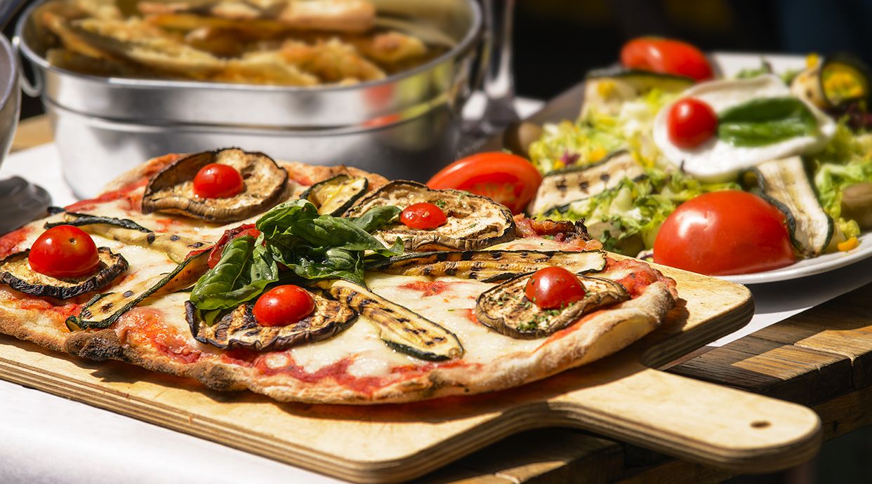 DAMIANO (PIZZAS GOURMET ESTILO ROMANO)