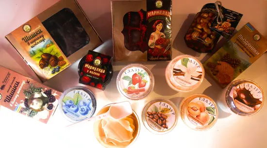 Глазур, студія морозива та смаколиків