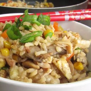 Ориз с пиле и зеленчуци