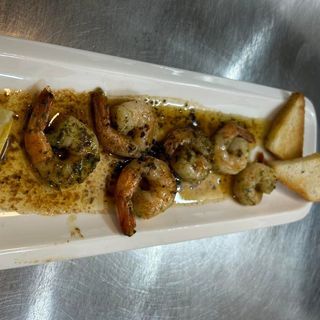 Скариди с масло и чесън