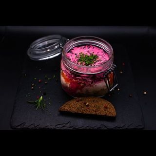 Ensalada De Filete De Arenque