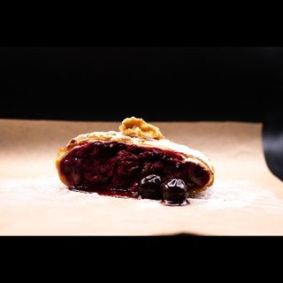 Strudel De Cereza Con Nueces