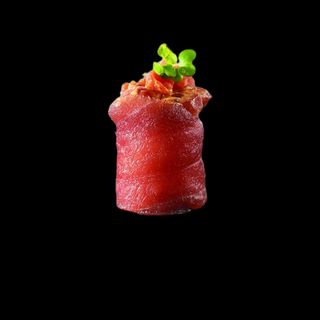 9.Gunkan spicy de atún 2 pzs.