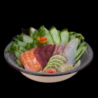 22.Sashimi mixto 9 pzs.