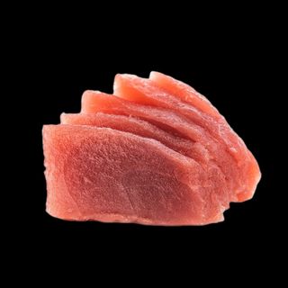 21.Sashimi de atún 6 pzs.