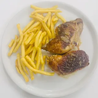Muslos de pollo al horno con papas naturales