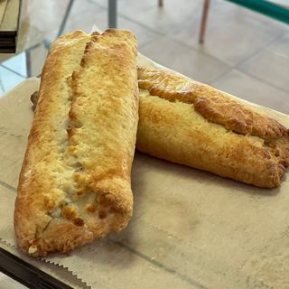 Empanada de rollito de queso