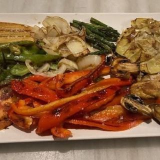 Parrillada De Verduras Con Pesto
