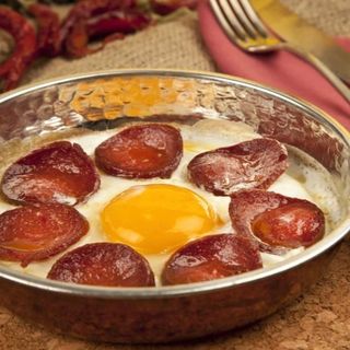 Sucuklu Yumurta