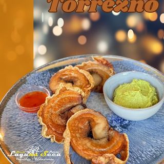 Piruletas de torrezno (ración)