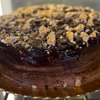 Tarta de Ferrero Roche (porción)