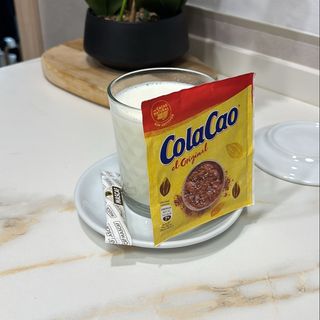 COLA CAO