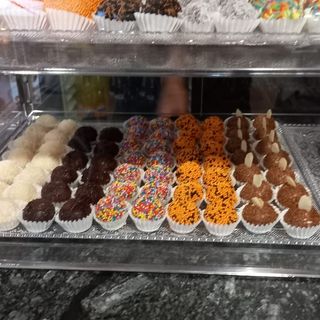 Brigadeiros Con Trufa Brasileña