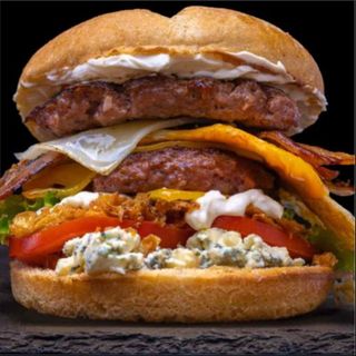 Hamburguesa 5 quesos