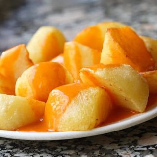 Ración De Patatas Bravas