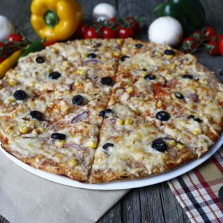 Pizza Atún Y Cebolla (32 Cm.)