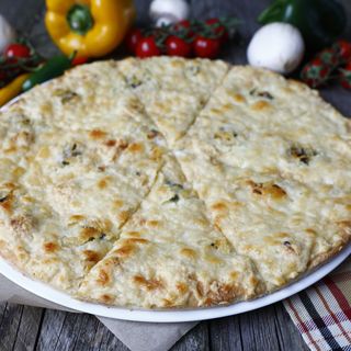 Pizza 4 Quesos (32 Cm.)