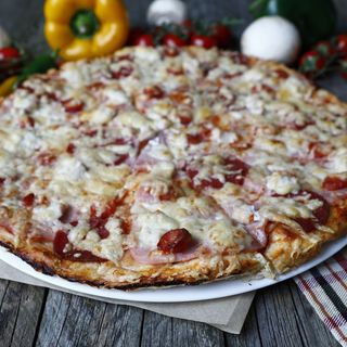 Pizza Carnívora (32 Cm.)