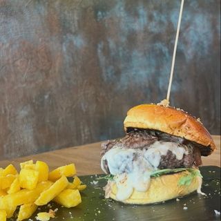 Hamburguesa La Chicha