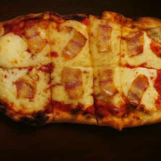 Pinsa amatriciana