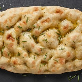 Focaccia olio e rosmarino