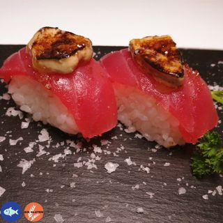 361 Nigiri De Atún Con Foie (2 Uds.)