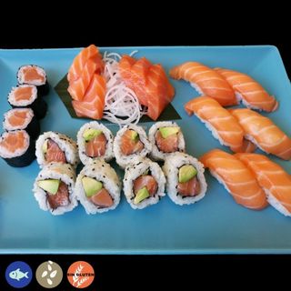 310 Combi Sushi De Salmón (24 Pzs.)