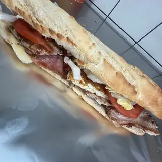 Bocadillo De Lomo Completo 