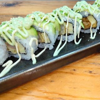 Dragon roll (8 pzs.)