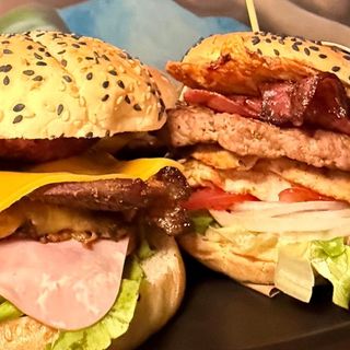 Poseidón tropical smash burger