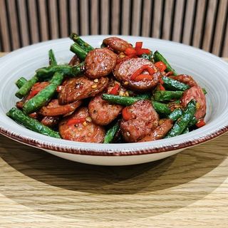Chorizo criollo salteado al estilo hunan