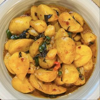 Mini patatas salteadas con zisu