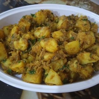 Achari Aloo