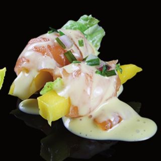 102. Rollitos de mango (2 pzs.)