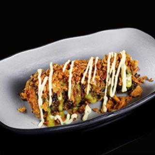 116. Maki frito de atún (6 pzs.)