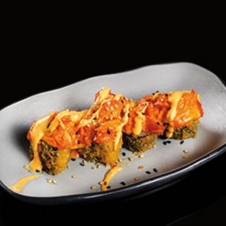 118. Maki frito picante (6 pzs.)