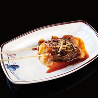 36. Brocheta de ternera con queso (3 pzs.)