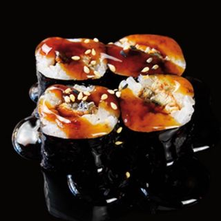 68. Maki de anguila (8 pzs.)