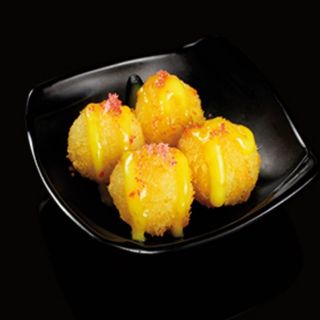 120. Bola de arroz (6 pzs.)