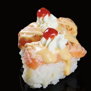 224. Nigiri de Sakura (4 pzs.)