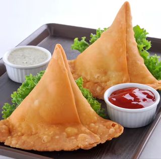 Samosa (4 Uds.)