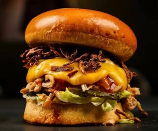 2 Hamburguesa + 1 Patatas + 2 Bebidas