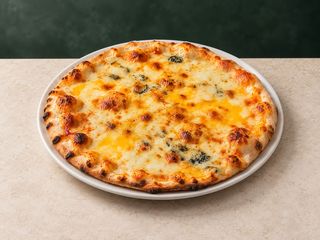 Pizza 4 Quesos