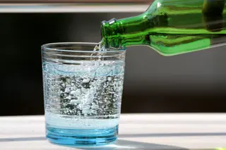 Agua Con Gas