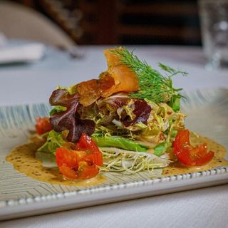 Ensalada Finger De Salmón