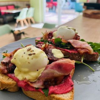 Tostas Benedicto Rojo