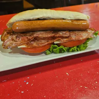 Perrito Marciano Con Jamón Y Queso